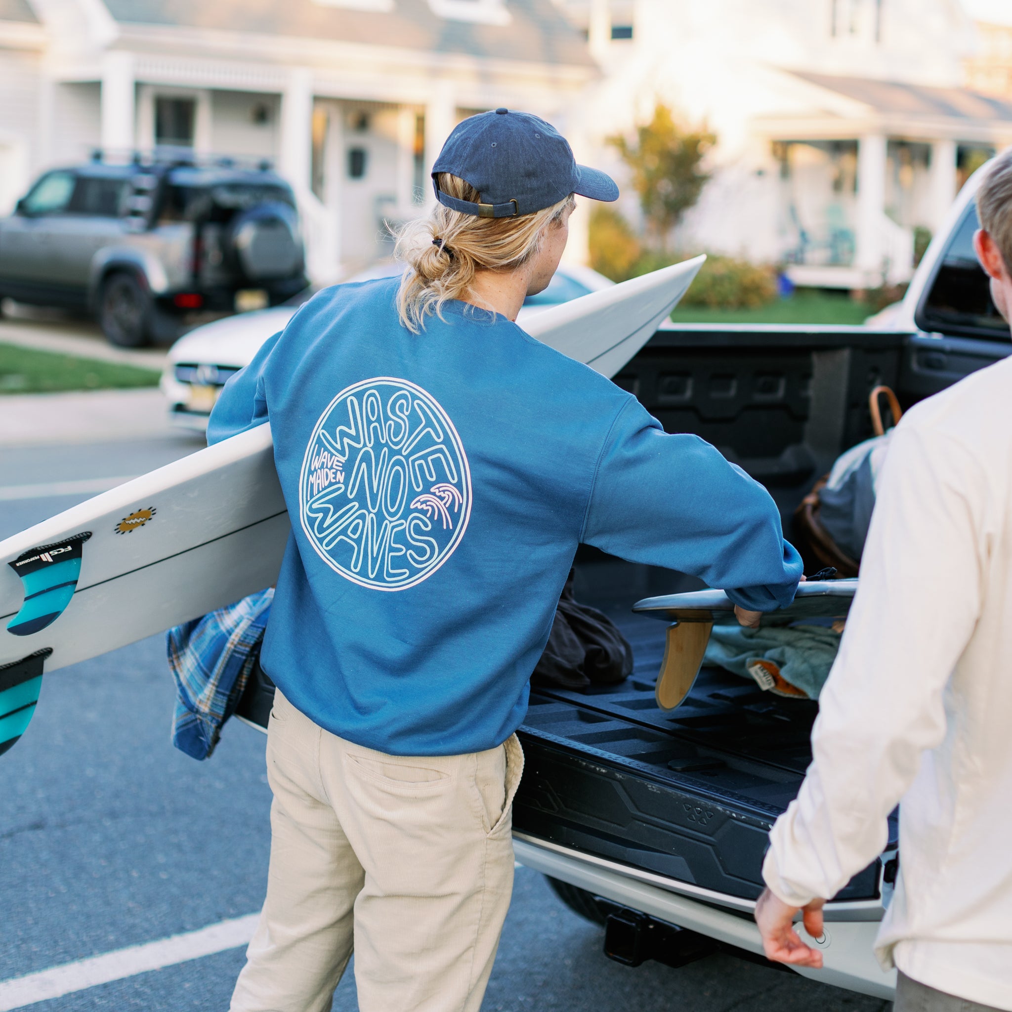 Single Fin Crewneck Sweatshirt